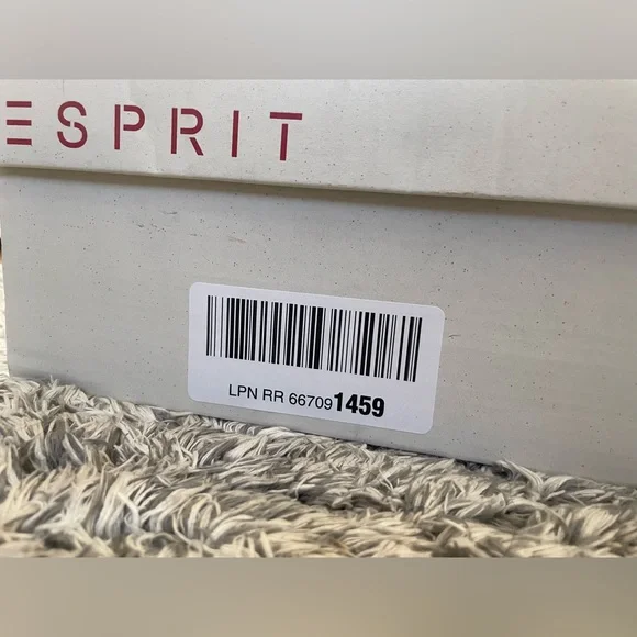 Esprit Polina Ankle Boots - Picture 2 of 9